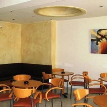 Evagellina Apartament *